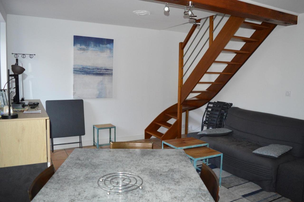 Les Volets Bleus - Duplex Proche Plage Et Centre Arromanches-les-Bains Kültér fotó